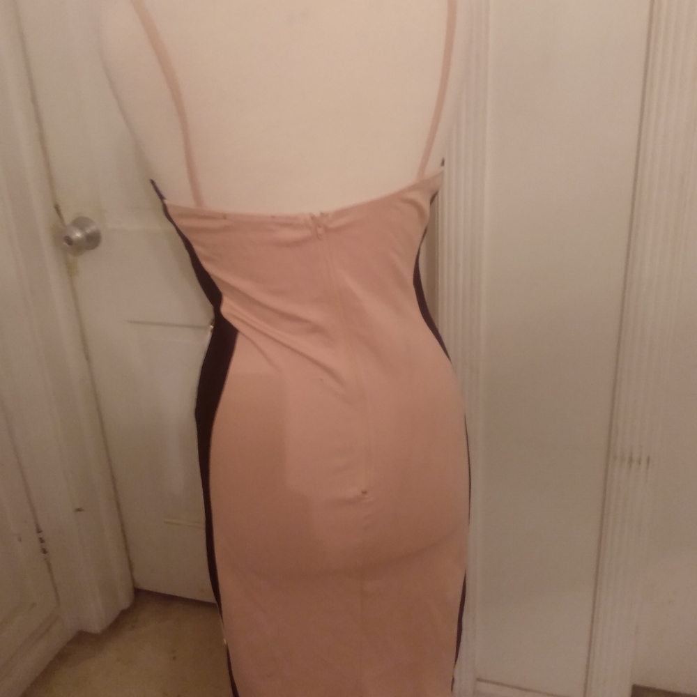 Dress - Picture 4 of 5